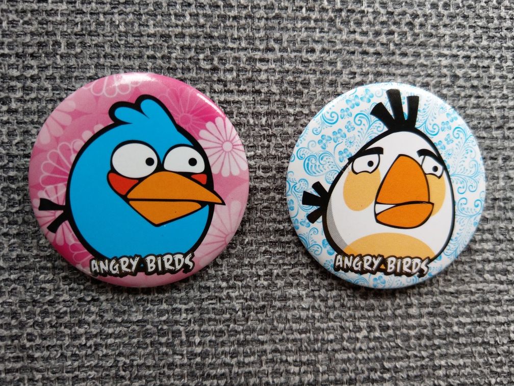 2 szt. Przypinka Angry Birds 4,5 cm