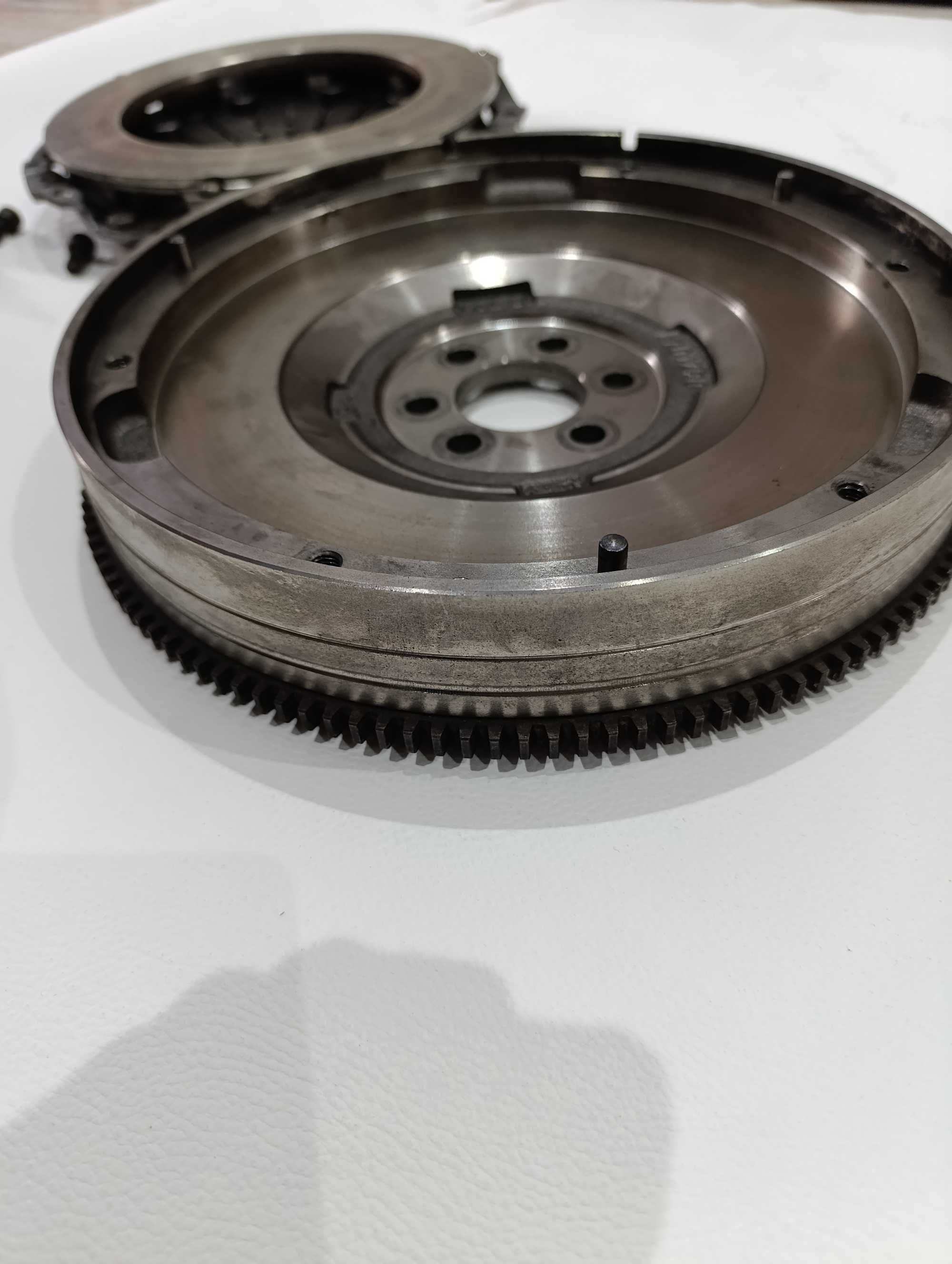 Sprzęgło sztywne Valeo 835040 Audi a4 b6 b7 Seat 1.8t BFB Jak nowe!!!