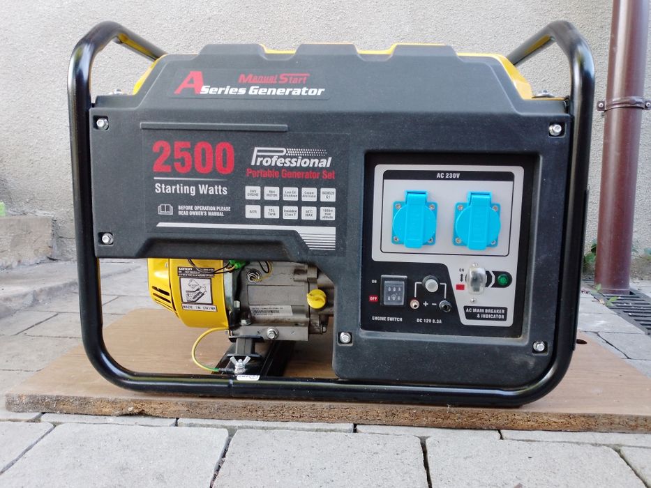 Генератор професійний бензиновий Loncin 2500-A