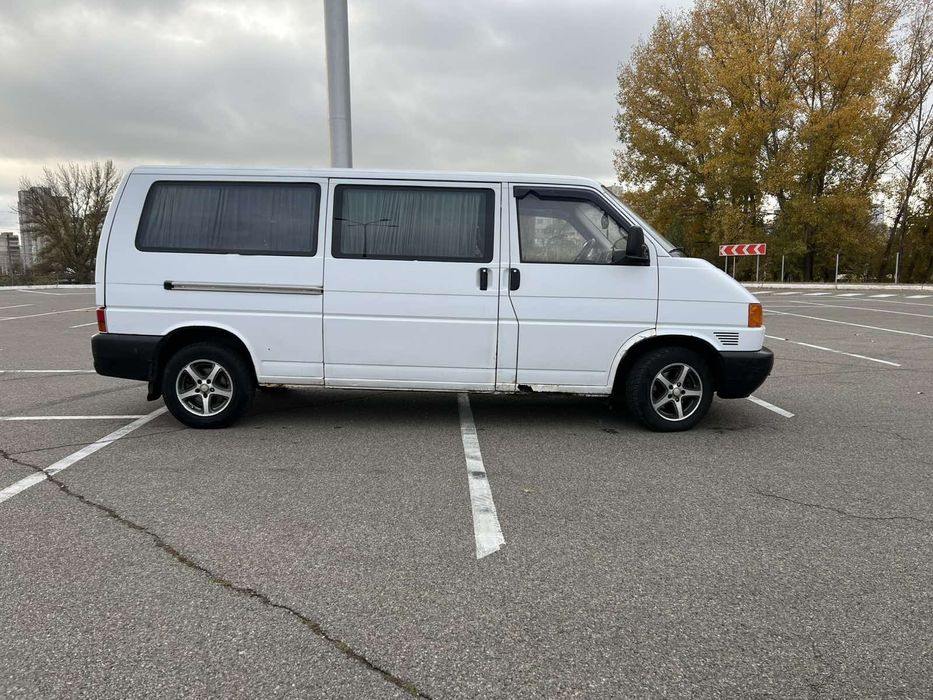 VW Transporter T4 2.5 бенз/газ ПАСАЖИР 2001 рік Довга база