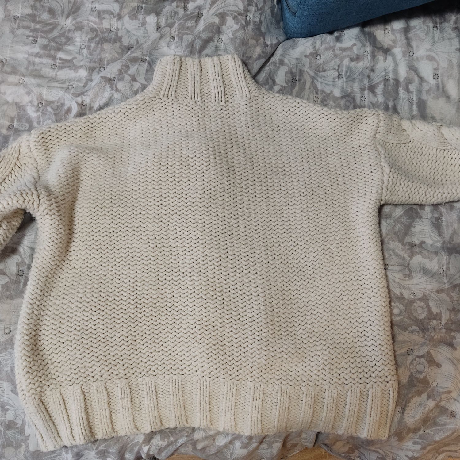 Sweter z golfem oversize damski