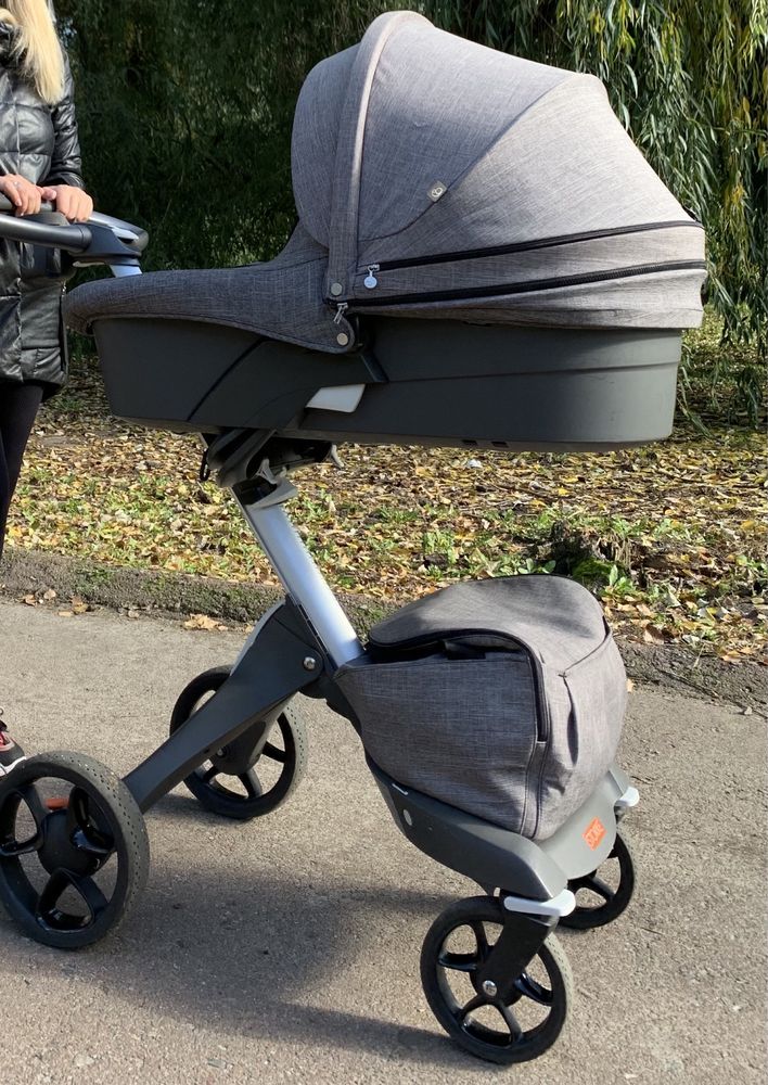 Коляска Stokke Xplory