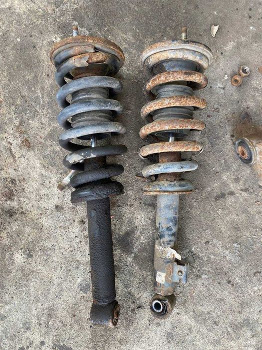 Стійка в зборі стойка в зборе Mitusbishi L200 4-IV покоління митсубиси