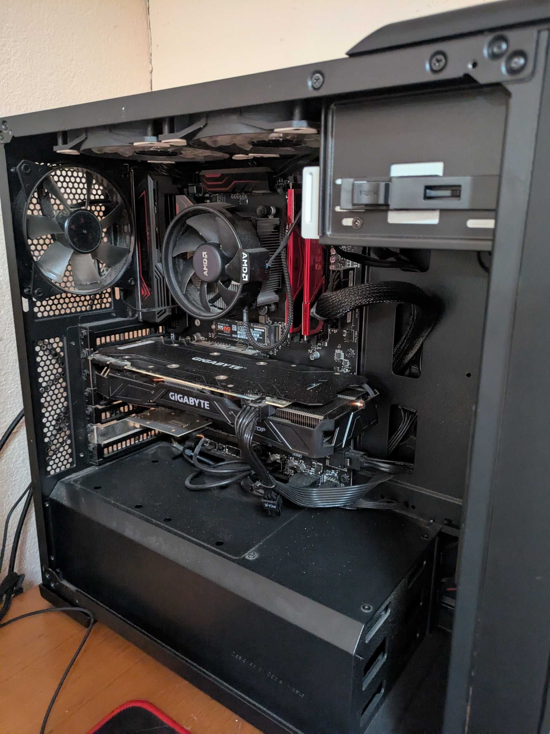 PC gaming com monitor