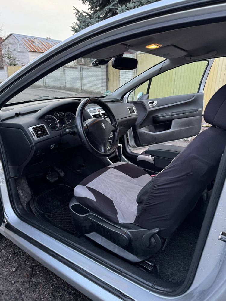 Продам машину Пежо Peugeot 307