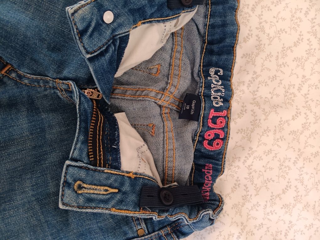 Calças ganga menina GAP Kids - 10 anos
Slim - impecáveis