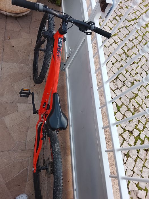 Bicicleta nova vendo porque já não uso
