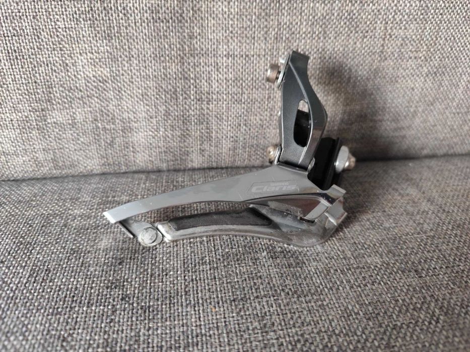 Przerzutka przednia SHIMANO Claris FD-R2000 + Obejma GRATIS