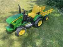 Peg perego john deer