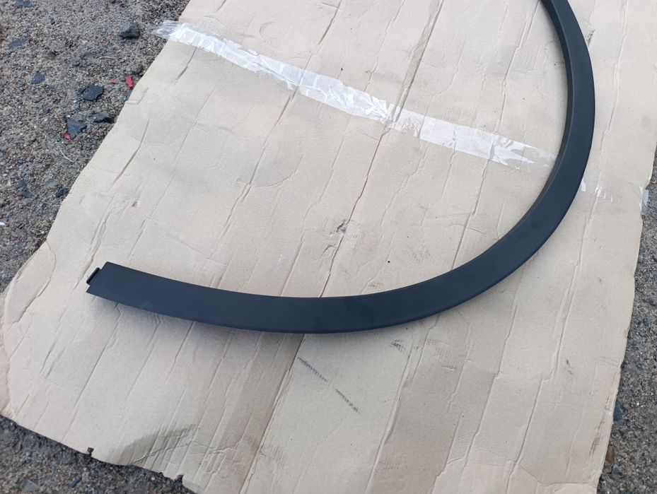 Накладка арки крыла передняя левая Tesla Model Y 2020-2025 Новая.