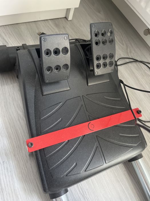 Kierownica logitech gt stojak stand pro