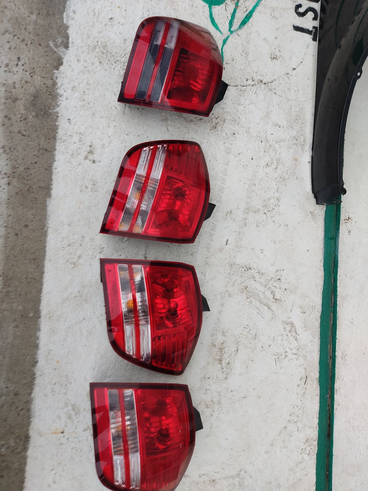 Задній ліхтар фонар фара Dodge Journey SE Європа