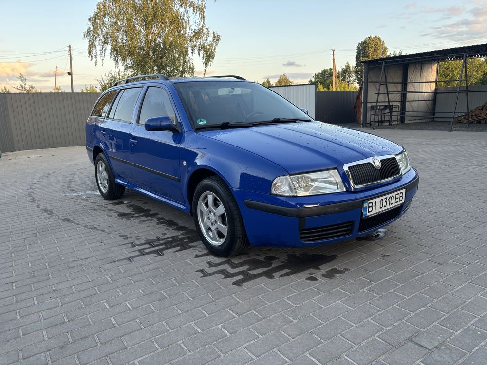 Skoda Oktavia tour 1.6 MPI lux