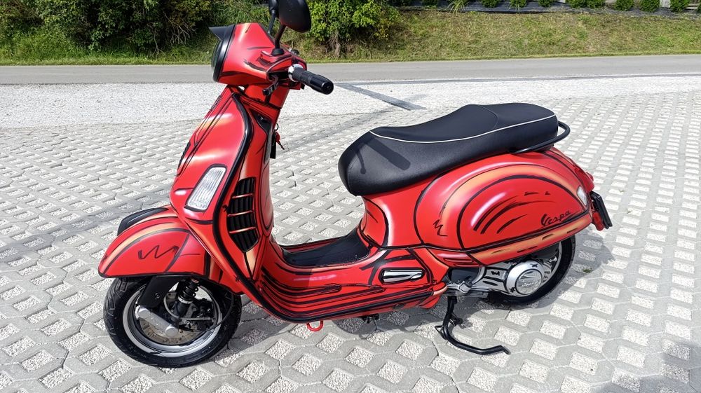 Vespa GTS 300 SS