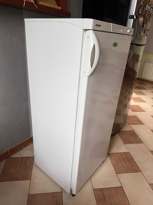 Zamrażarka szufladkowa Whirlpool AFG 8030 - 170 litrów