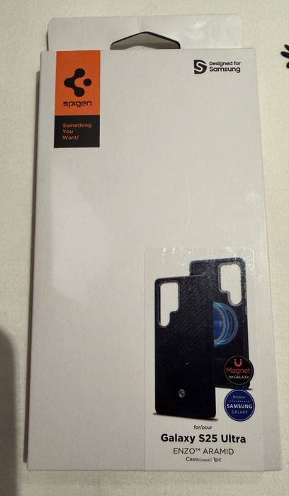 Capa em Carbono da Spigen para Samsung s25 Ultra