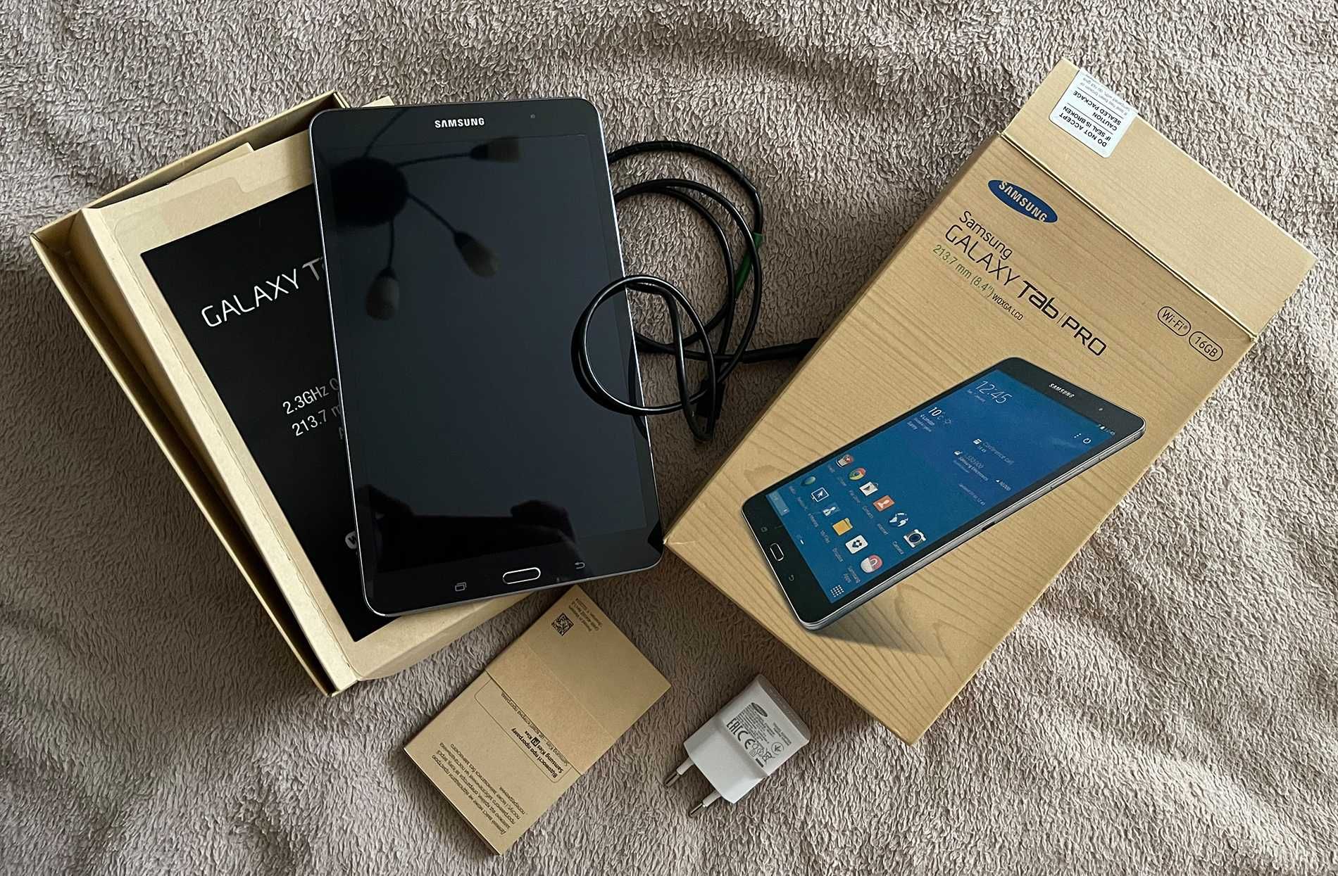 Планшет Samsung Galaxy Tab Pro 8.4  SM-T320