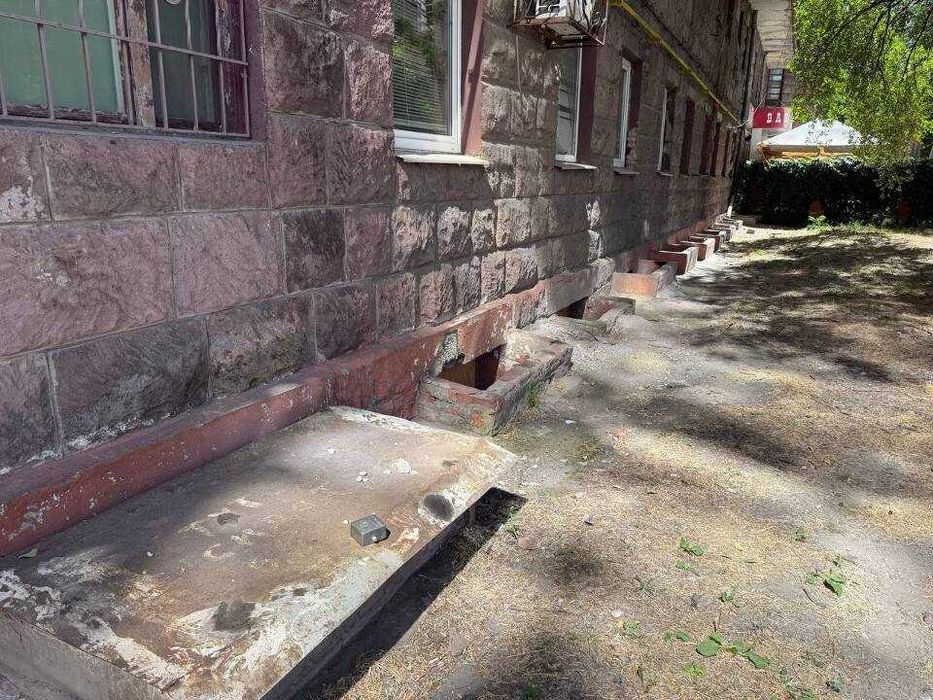 Приміщенння Підвал проспект Металургів, буд. 4 (368 кв.м.)