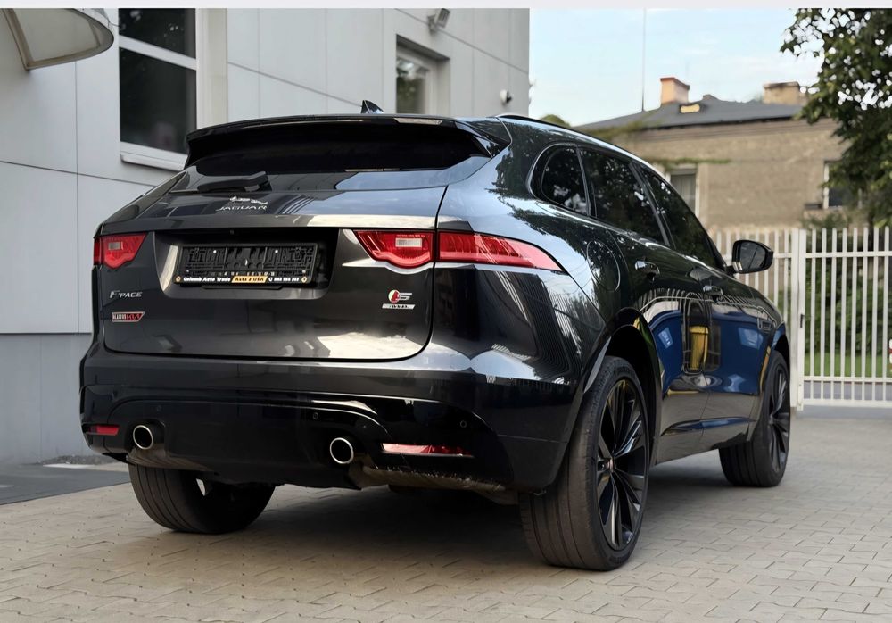 Jaguar F Pace Sport AWD в лізінг