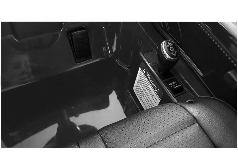 Samochód na akumulator Audi R8 USB PILOT EVA auto dla dziecka