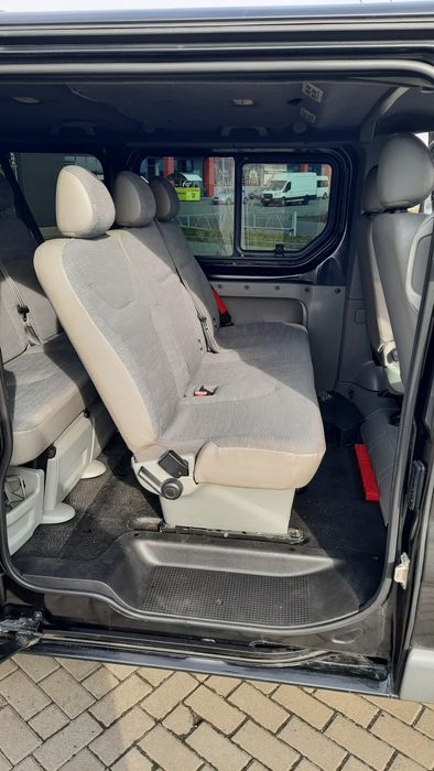 Рено трафик пасажыр