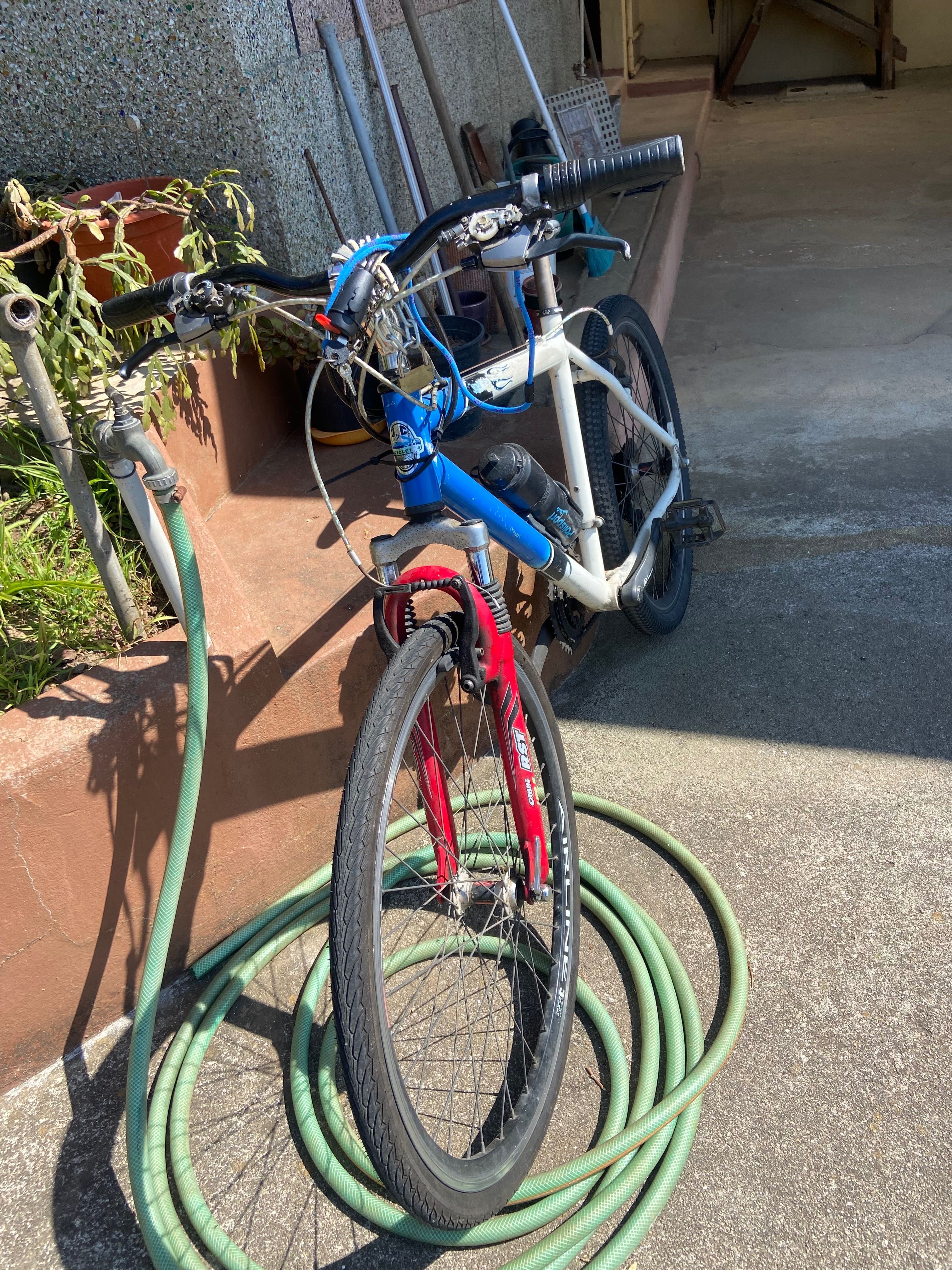 Mountain bike with Gears
