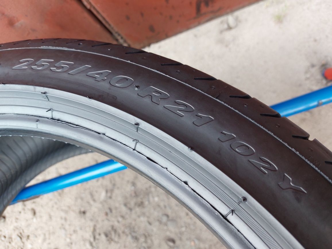 255/40/21 R21 Pirelli PZERO 1шт літо шини