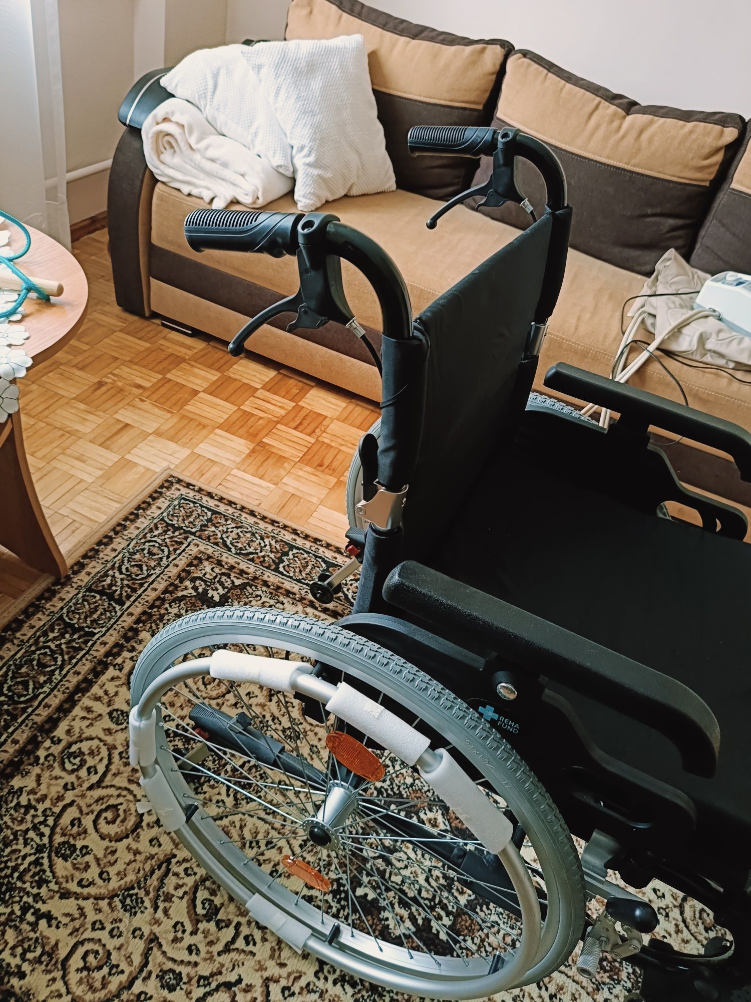 Lekki wózek inwalidzki