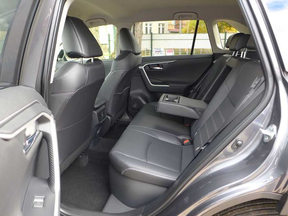 Toyota RAV 4 2.5 Hybrid CVT