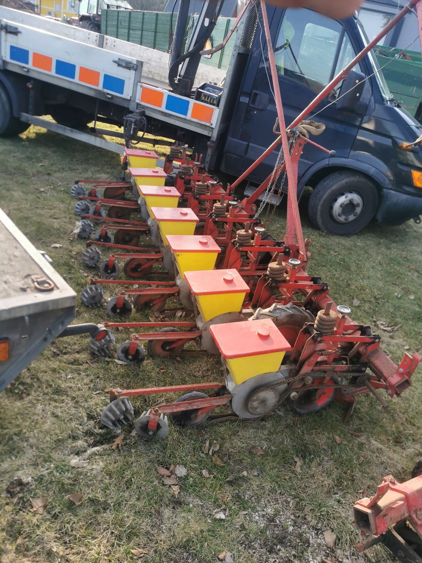 Siewnik punktowy do rzepaku warzyw zboża buraków Selandia Palm 7 do ce