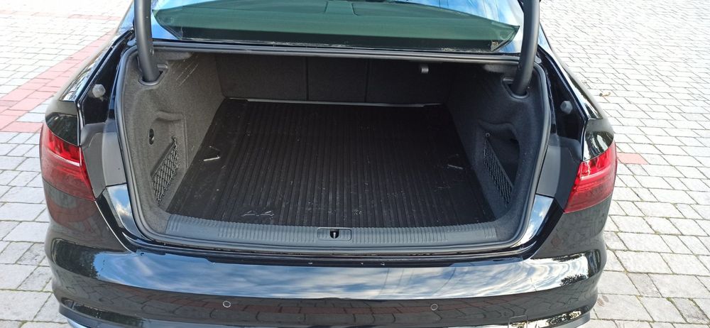 Audi A4 B9 2022 quattro