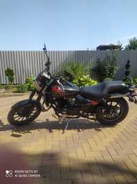 Bajaj avenger 220 Street