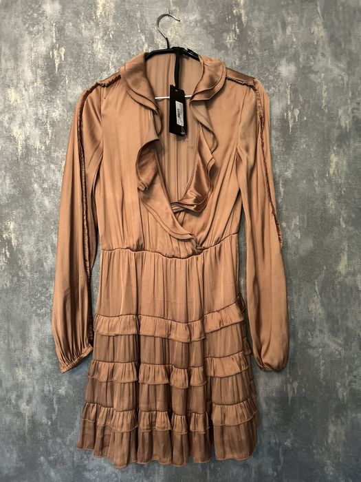 Śliczna  sukienka  Pinko r. 40