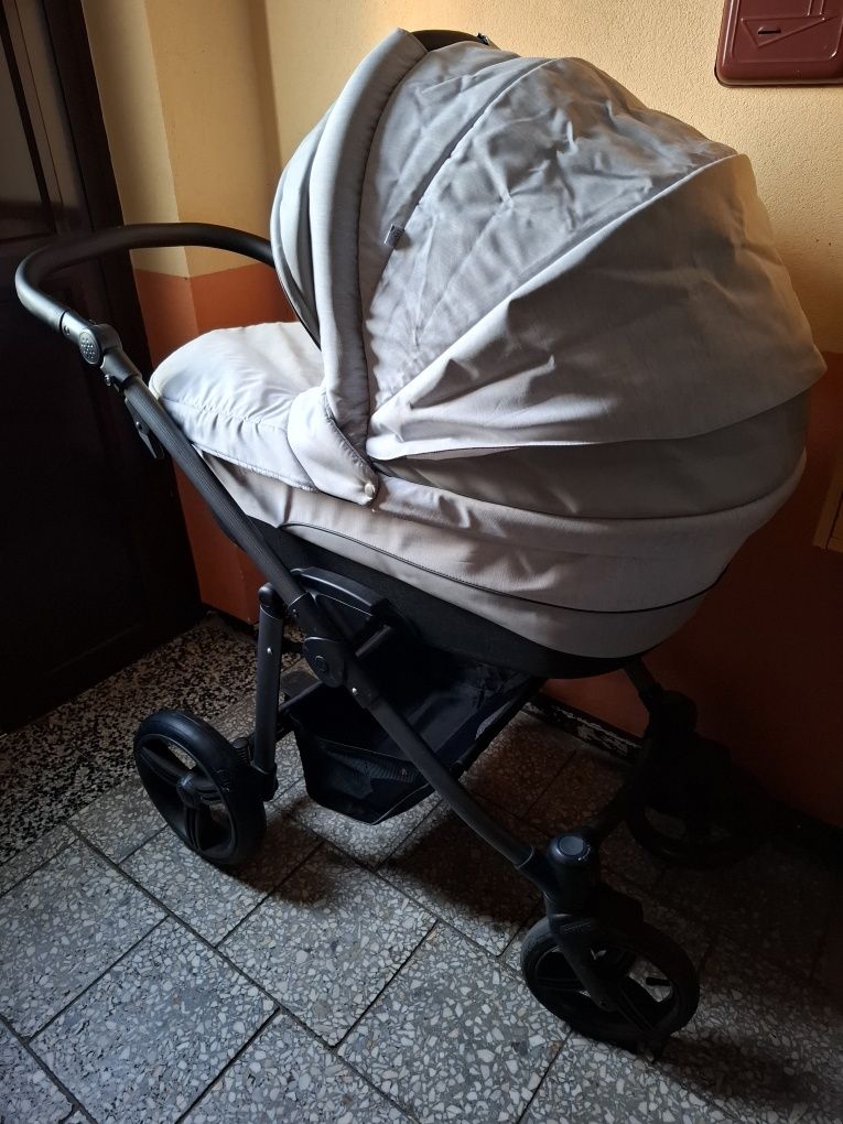 Wózek Bebetto Vulcano 2w1 składany gondola + spacerówka tył/przód