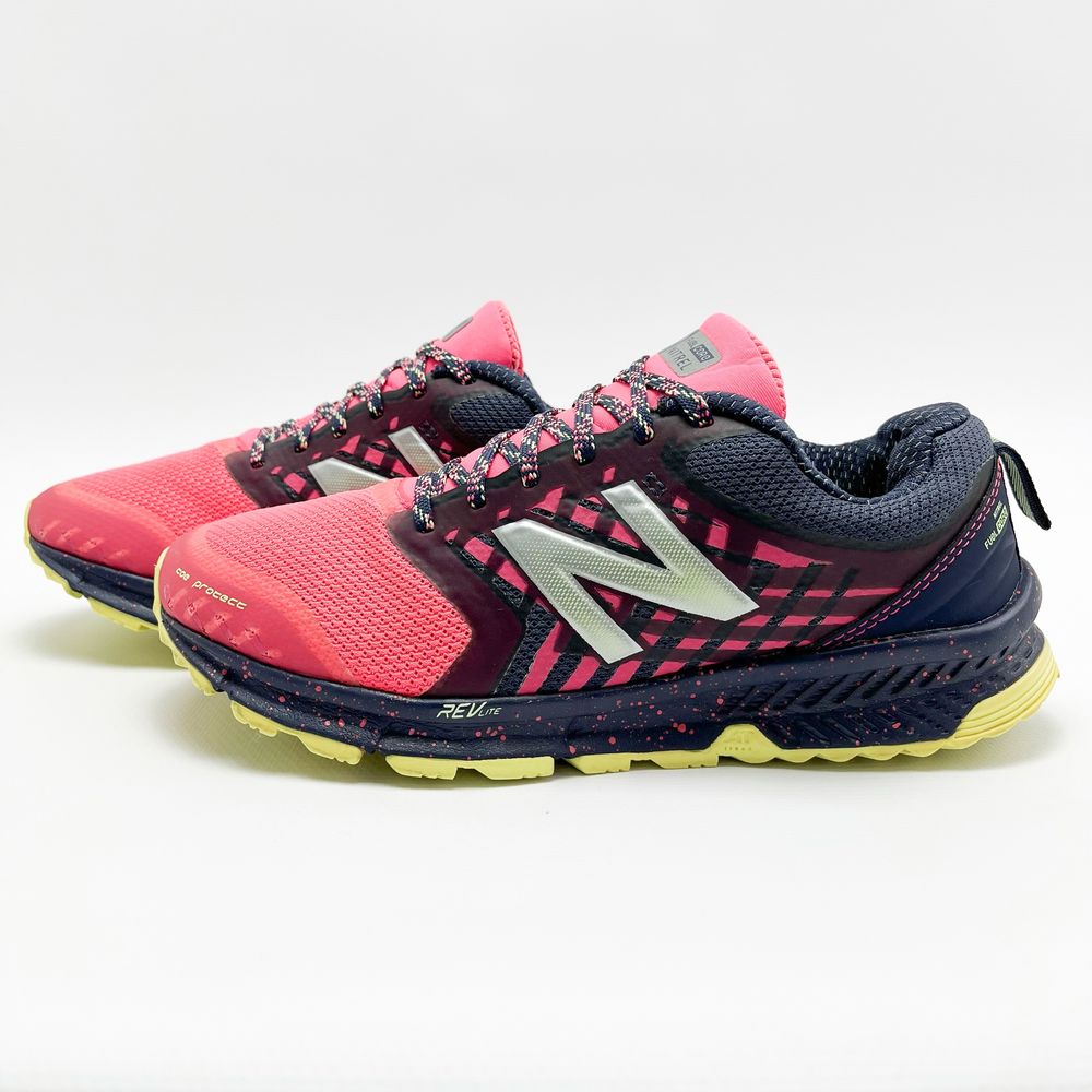 Кросівки New Balance FuelCore (Розмір 36.5) 23 см трекінгові бігові