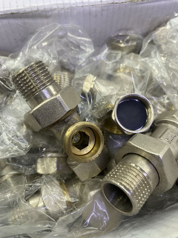 ОПТ Кран радиаторный Ferro прямой запорный хром нр1/2”-вр1/2” ZP2Y