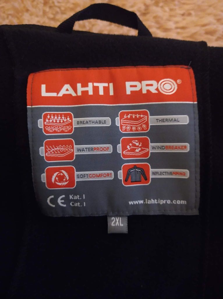 Kurtka.    Lahti