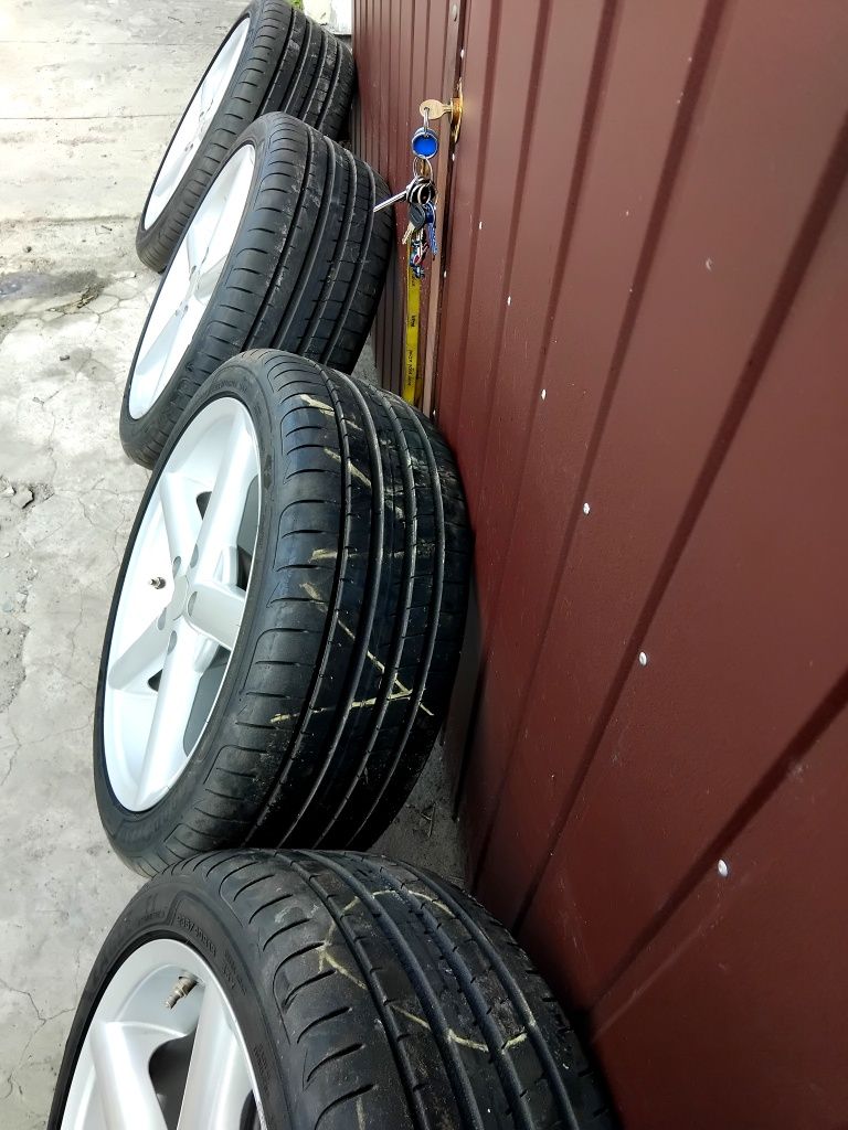 Koła Felgi 18 OZ Opus 5x112 VW AUDI SKODA SEAT Opony 235/40/18 Goodyea