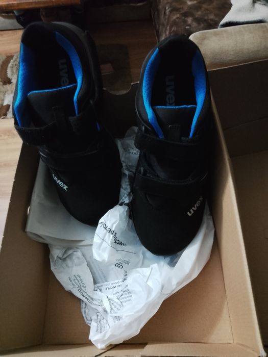 Sprzedam buty firmy uvex