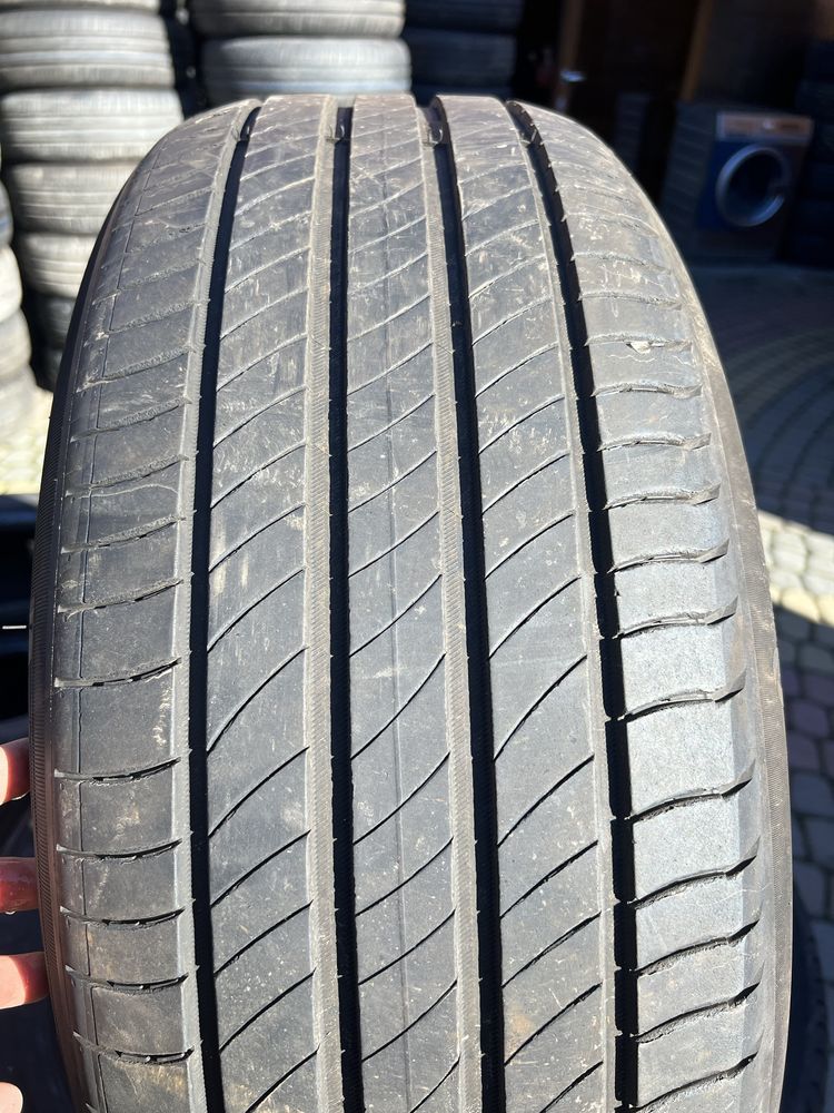 235/45/20 Michelin Primacy 4 2023