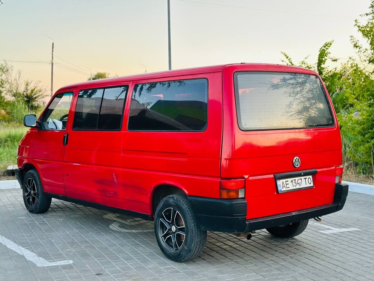 Продам автомобиль Volkswagen T4 в отличном состоянии.