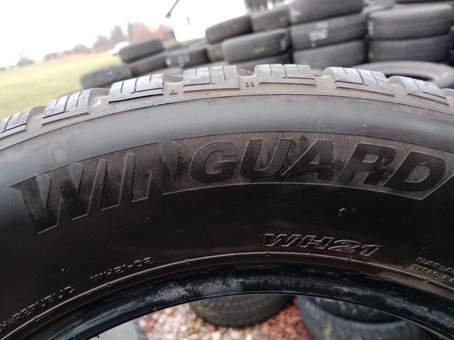 Opona używana zimowa 215/60R16 Nexen Winguard Snow'G3 WH21 1szt.