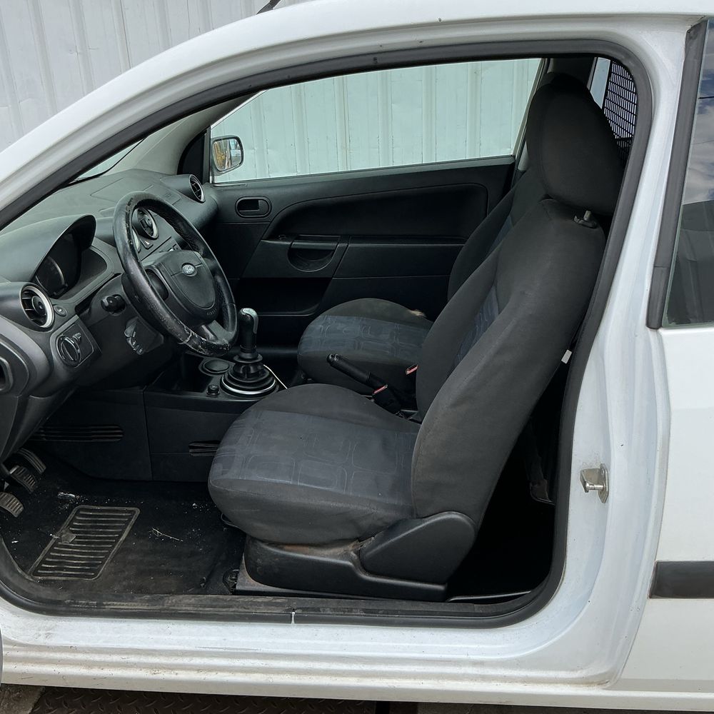 Ford Fiesta 1.4 tdci ano 2005 para peças