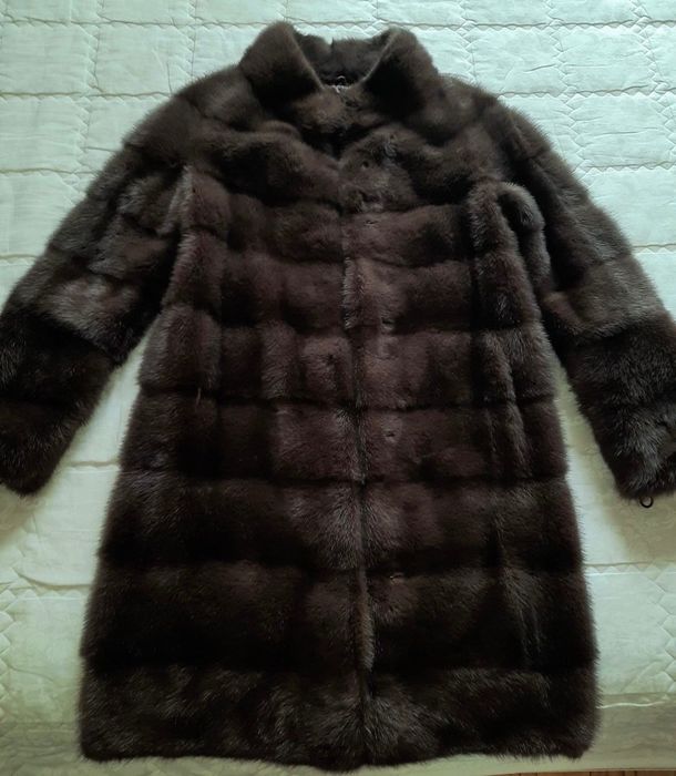 Норкова шуба кольору капучино