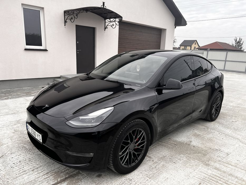 Tesla Model Y 2021год