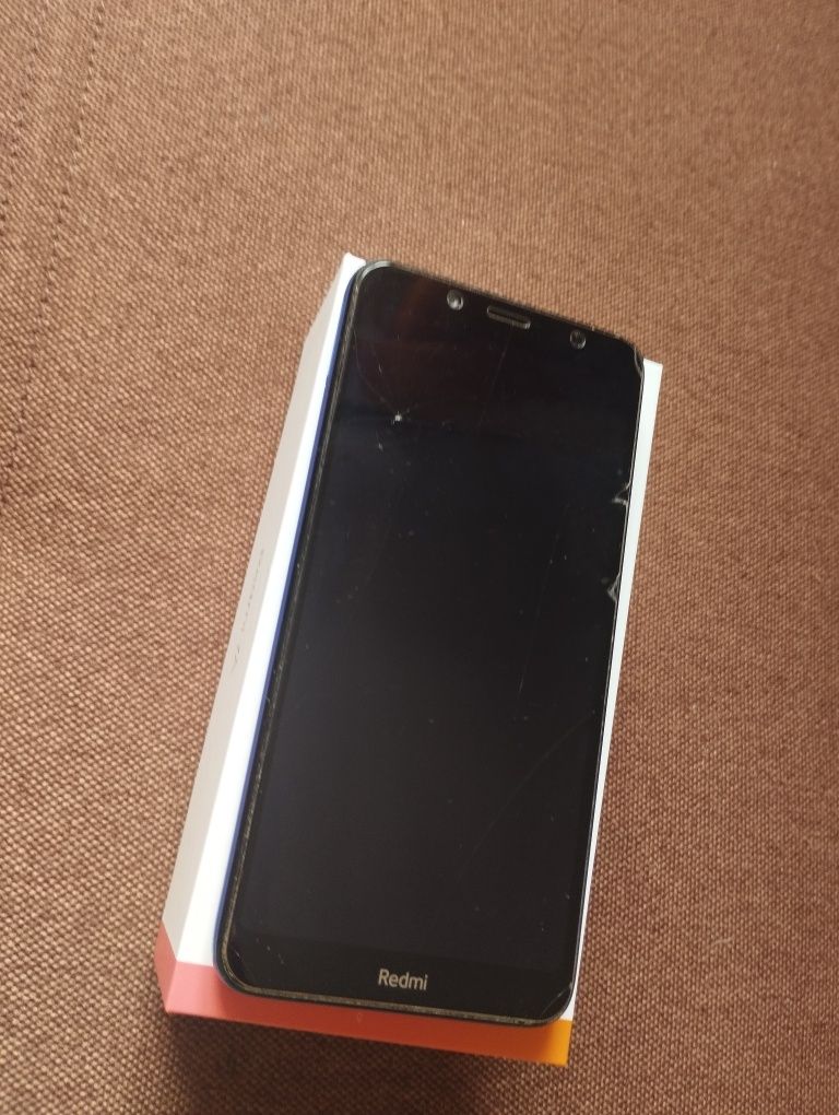 Телефон смартфон Xiaomi Redmi 7A