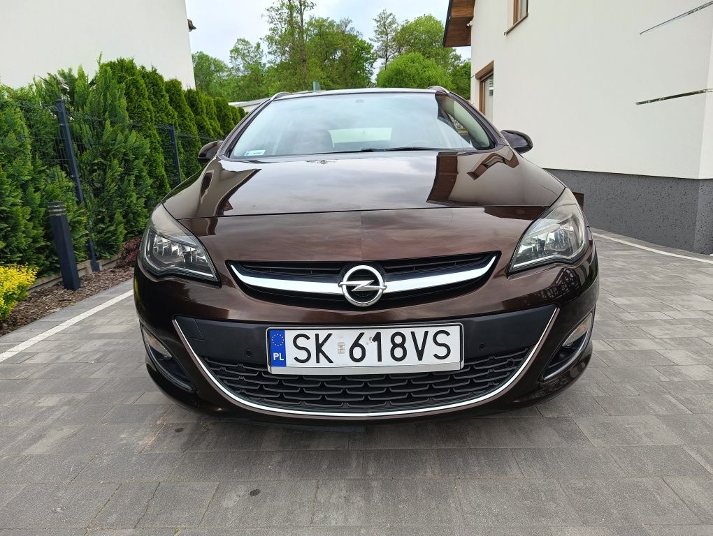 Opel Astra J 2012r