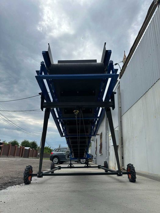 Погрузчик ленточный конвейер горизонтальный. Стрічковий транспортер