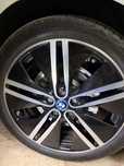 Продам. Шины  Разноширокие на BMW i3 в Комплекте.