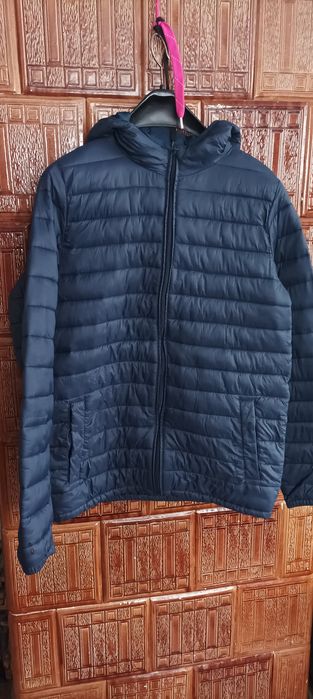 Pikowana kurtka jesienna granatowa rozmiar 40/42 męska